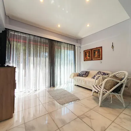 54 Holiday home *